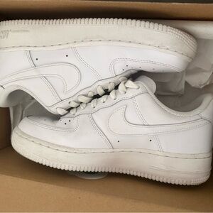 Nike Women's AF1 PLT.AF.ORM Sneakers White